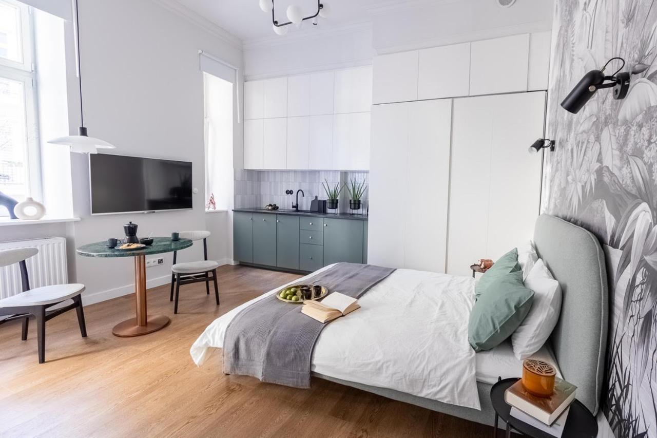 Lion Apartments - Premium Studio Краков Экстерьер фото