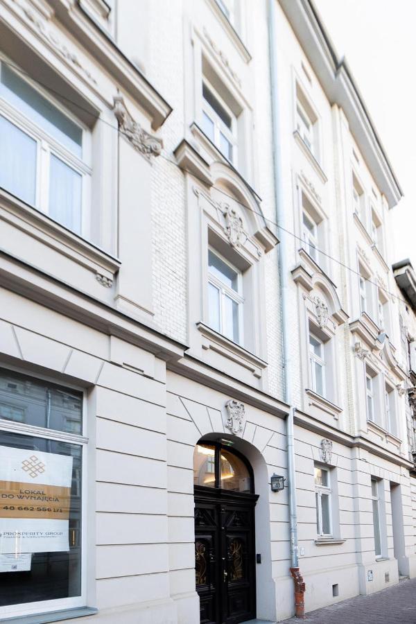 Lion Apartments - Premium Studio With Balcony Краков Экстерьер фото