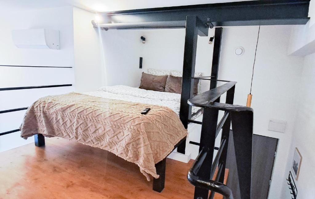 Lion Apartments - Premium Studio With Balcony Краков Экстерьер фото