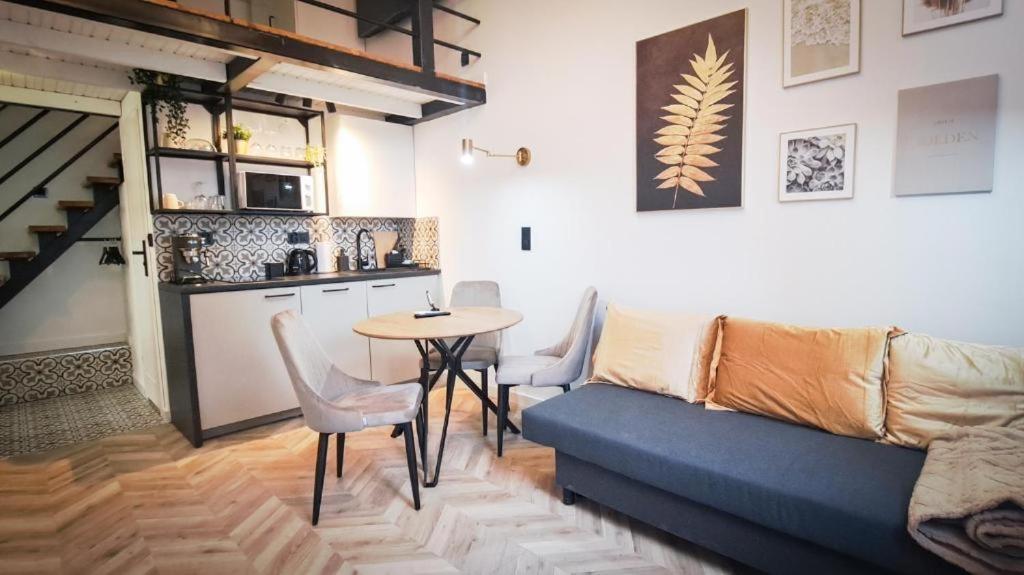 Lion Apartments - Premium Studio With Balcony Краков Экстерьер фото
