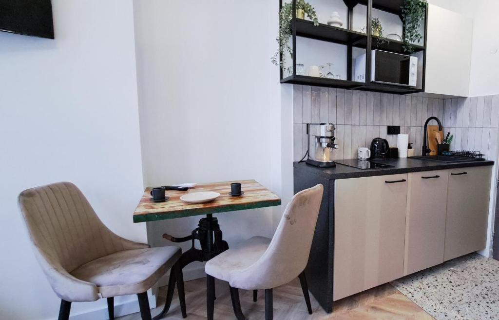 Lion Apartments - Premium Studio Краков Экстерьер фото