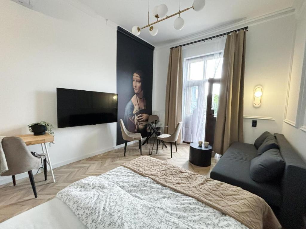 Lion Apartments - Premium Studio With Balcony Краков Экстерьер фото