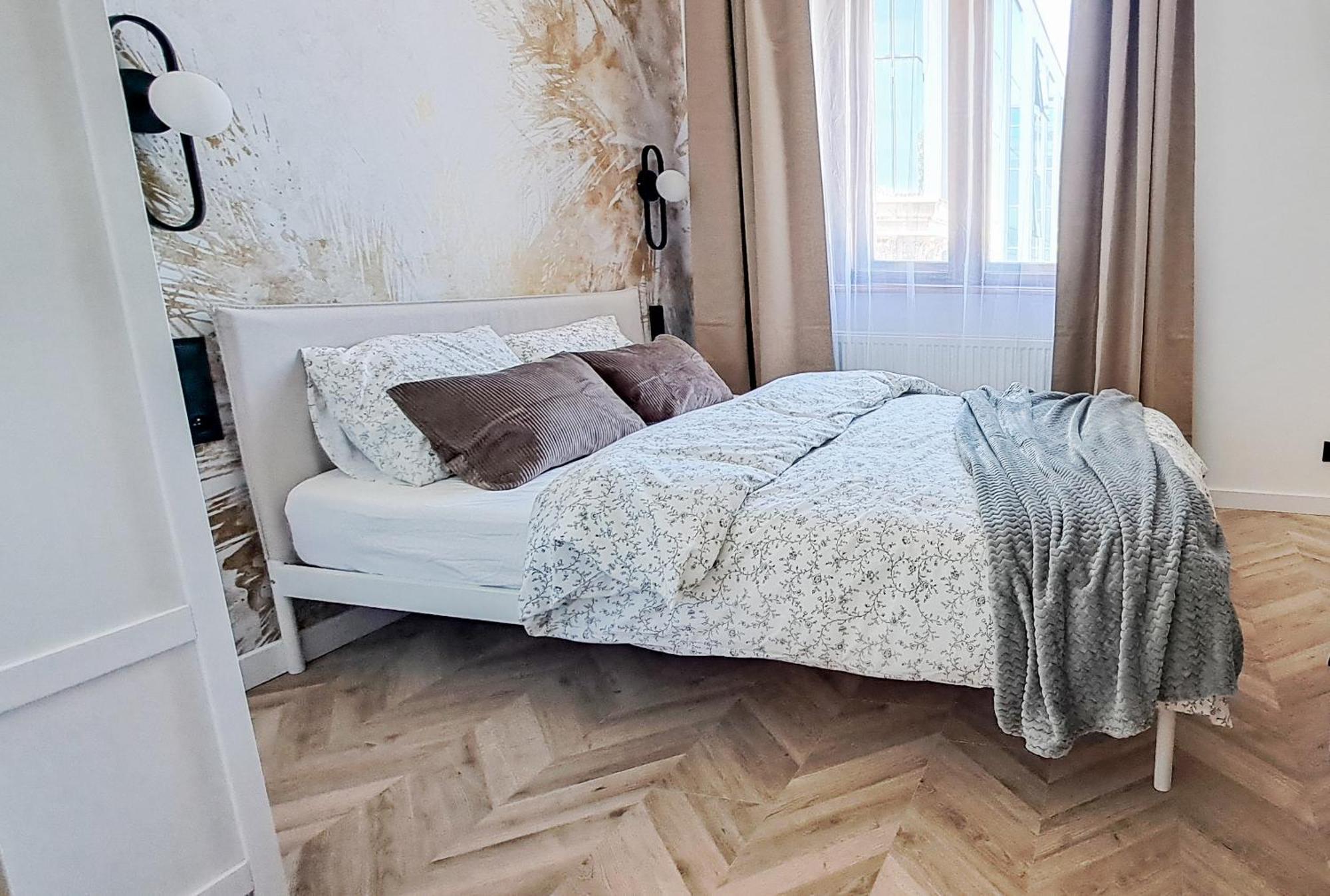 Lion Apartments - Premium Studio With Balcony Краков Экстерьер фото